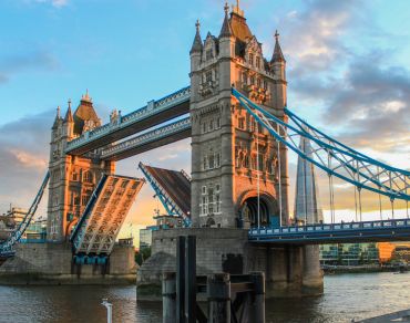 Flights to London available for simple booking